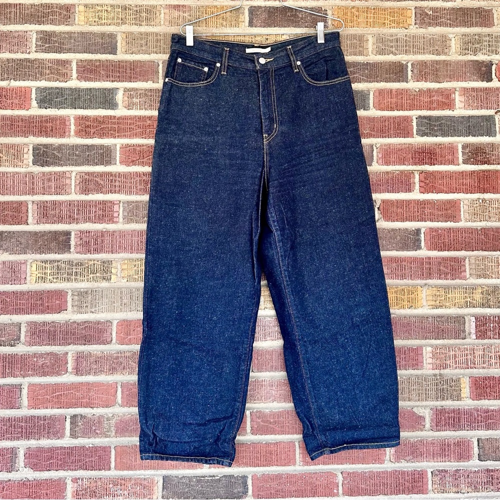Dark Balloon Leg Levis